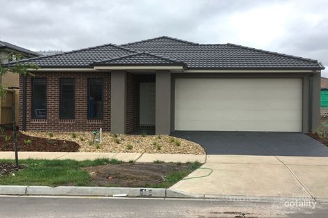 15 Warmbrunn Cres, Berwick, VIC 3806