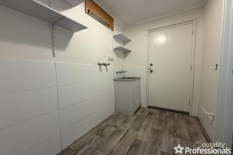 Property photo of 27 Lyrebird Way Thornlie WA 6108