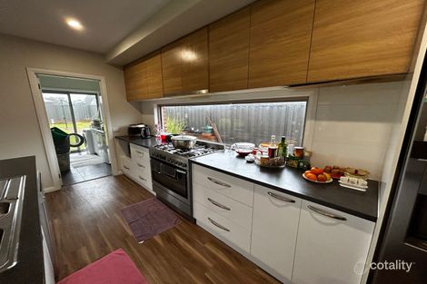 Property photo of 37 Corncob Boulevard Wangaratta VIC 3677