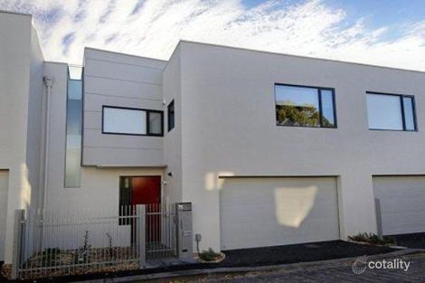 2/1008 Drummond St, Carlton North, VIC 3054