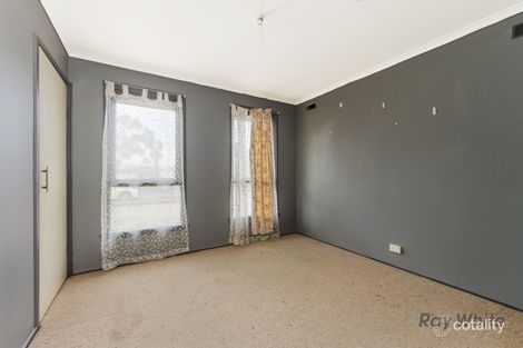 Property photo of 105 Kings Road Kings Park VIC 3021