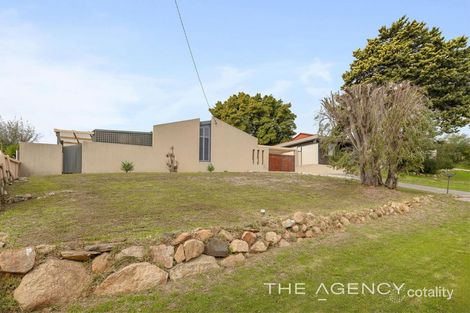 Property photo of 283 Camberwarra Drive Craigie WA 6025