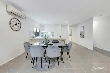 Property photo of 12 McCulloch Walk Point Cook VIC 3030