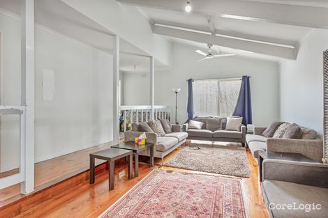 Property photo of 16 Broadwalk Grove Endeavour Hills VIC 3802