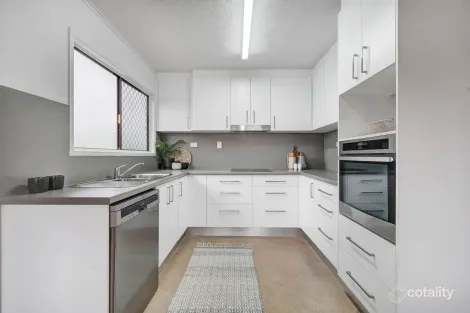 Property photo of 3 Camira Avenue Cranbrook QLD 4814