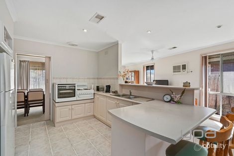 Property photo of 37 Mossfiel Drive Hoppers Crossing VIC 3029