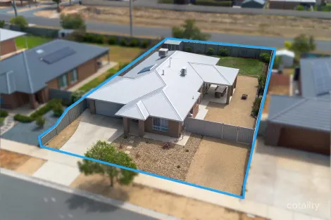 Property photo of 4 Madeira Street Shepparton VIC 3630