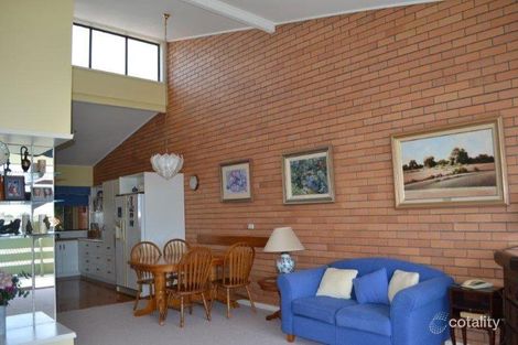 Property photo of 6/2 Langi Place Ocean Shores NSW 2483