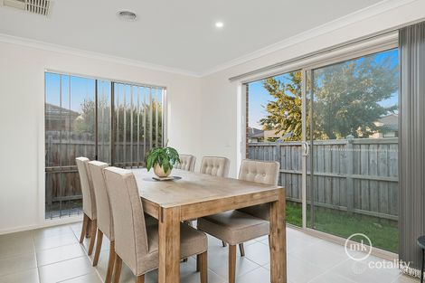 Property photo of 2 Traipse Avenue Doreen VIC 3754