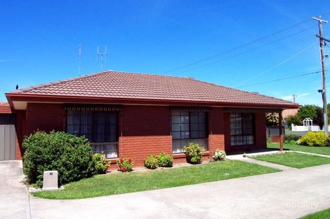 Property photo of 2/428-430 Gillies Street North Wendouree VIC 3355