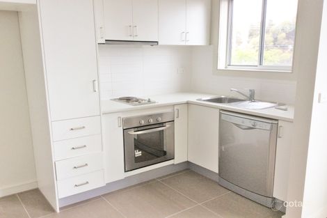 Property photo of 2/41 Railway Avenue Oakleigh VIC 3166