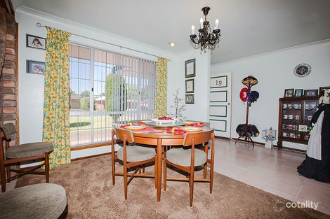 Property photo of 19 Cambridge Crescent East Bunbury WA 6230