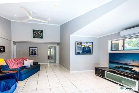 Property photo of 3 Eagle Close Yorkeys Knob QLD 4878