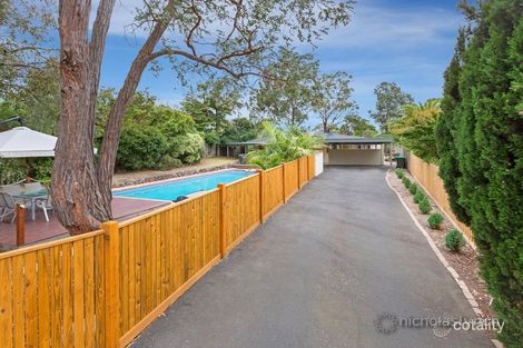 Property photo of 2 Heron Street Mount Eliza VIC 3930