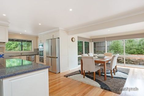 Property photo of 2 Heron Street Mount Eliza VIC 3930
