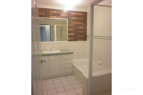 Property photo of 2/18 Mark Court Raceview QLD 4305