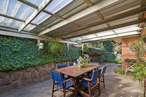 Property photo of 27 Amos Crescent Mount Lofty QLD 4350