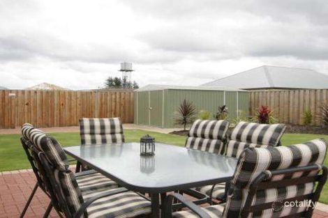 Property photo of 6 Nychum Pass Ellenbrook WA 6069