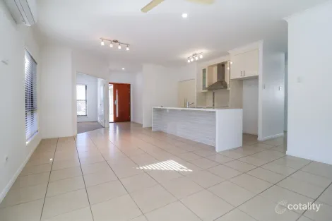 Property photo of 29 Cania Way Clinton QLD 4680