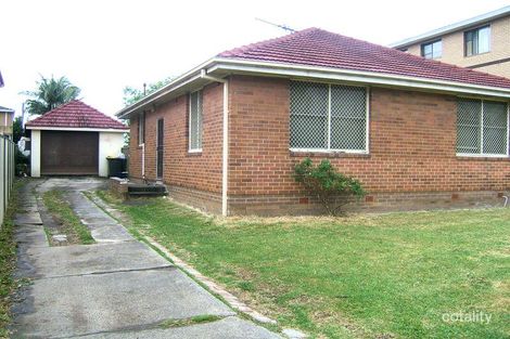 12 Gilbert St, Cabramatta, NSW 2166