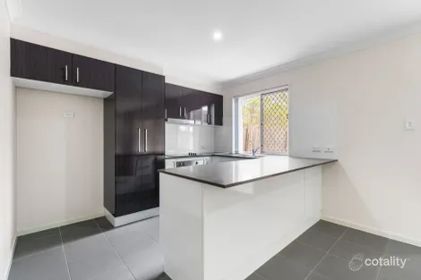 2/16 GRANDLY ST, DOOLANDELLA, QLD 4077