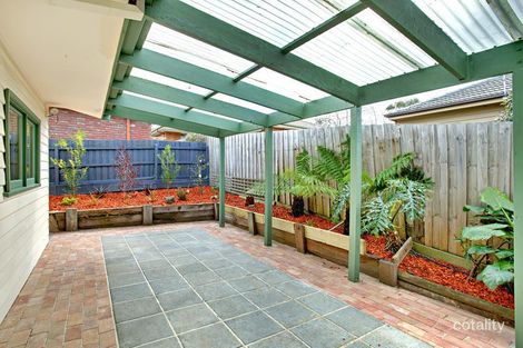Property photo of 40 Great Ryrie Street Ringwood VIC 3134