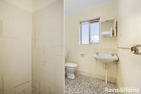 Property photo of 8/63 Donald Road Karabar NSW 2620
