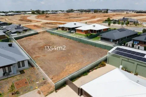 6 Kanooka Pl, Forest Hill, NSW 2651