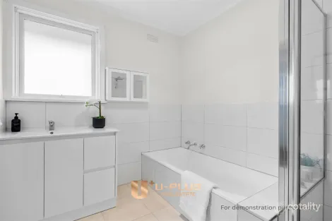 Property photo of 3/23 Ashburn Grove Ashburton VIC 3147