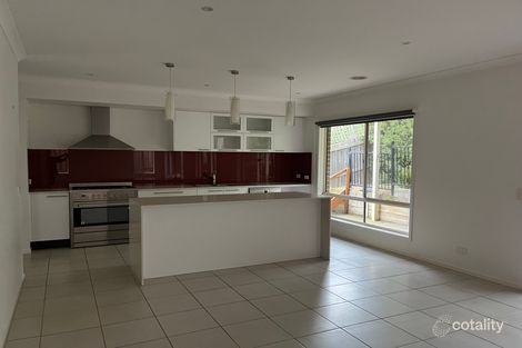 Property photo of 144 Rossack Drive Waurn Ponds VIC 3216