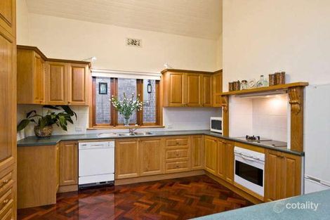 Property photo of 13 Manningtree Road Hawthorn VIC 3122
