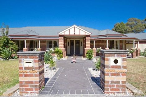 Property photo of 2 Sheoak Road Frankston South VIC 3199