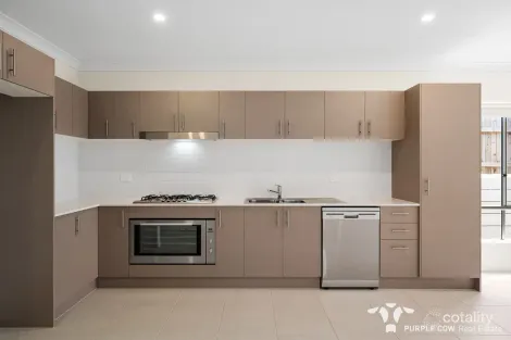 Property photo of 56 Brooklyn Circuit Spring Mountain QLD 4300