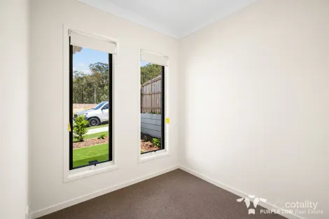 Property photo of 56 Brooklyn Circuit Spring Mountain QLD 4300