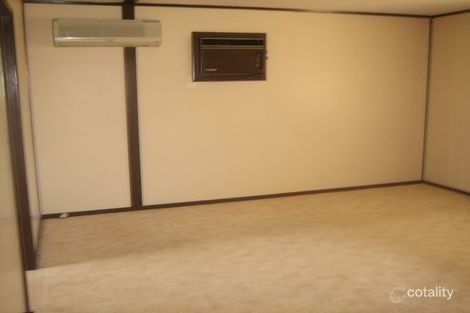 Property photo of 21 Eringa Avenue Loxton SA 5333