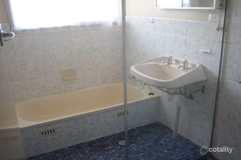 Property photo of 21 Eringa Avenue Loxton SA 5333