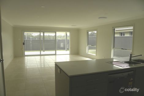 Property photo of 21 Jasper Avenue Hamlyn Terrace NSW 2259