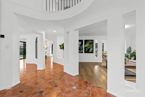 Property photo of 16 Knightsbridge Place Bridgeman Downs QLD 4035
