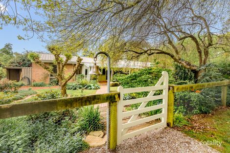 64 Carroll Rd, Drouin South, VIC 3818