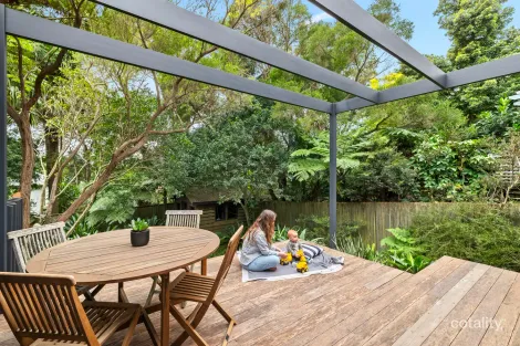 Property photo of 8 Edwin Street Fairlight NSW 2094