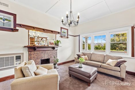 Property photo of 33 Otterington Grove Ivanhoe East VIC 3079