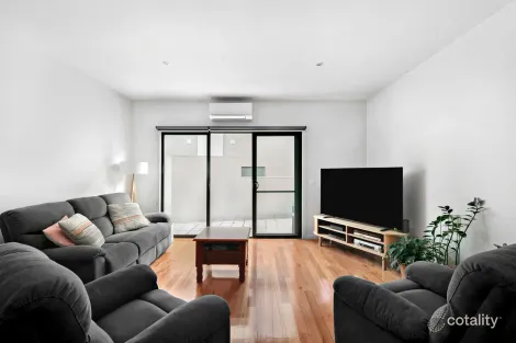 Property photo of 4/535 Pascoe Vale Road Pascoe Vale VIC 3044