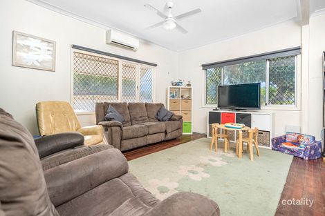 Property photo of 9 Critch Place Wonthella WA 6530