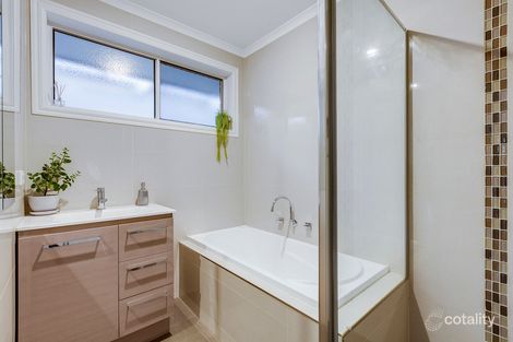 Property photo of 6 Sylvia Close Hillside VIC 3037