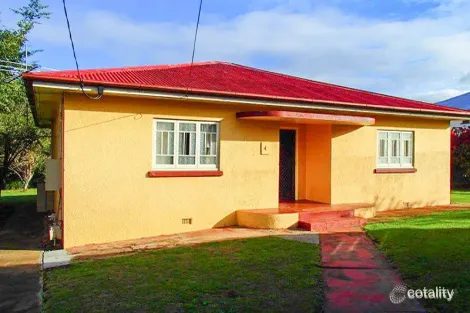 Property photo of 2 Thurso Street North Booval QLD 4304