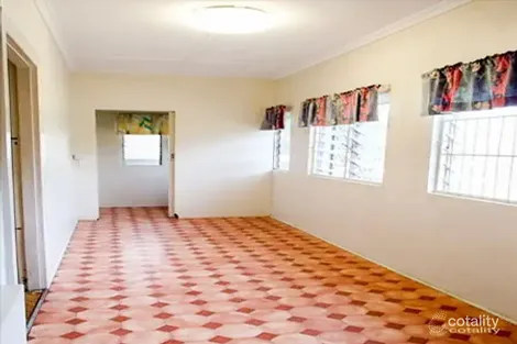 Property photo of 2 Thurso Street North Booval QLD 4304