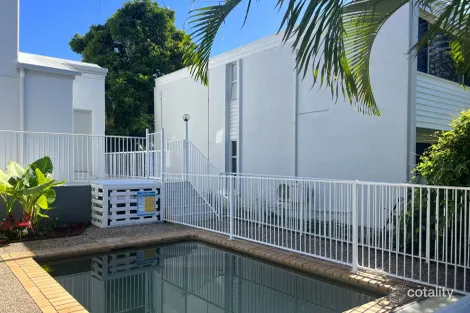 Property photo of 7/14-16 Darrambal Street Surfers Paradise QLD 4217