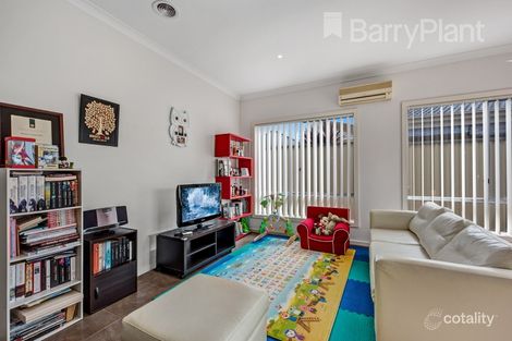 Property photo of 2/7 Bilbao Way Point Cook VIC 3030