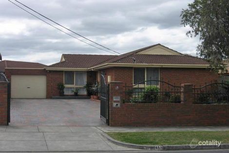 15 Benambra St, Oakleigh South, VIC 3167