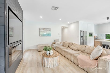 Property photo of 111 Eversleigh Road Scarborough QLD 4020